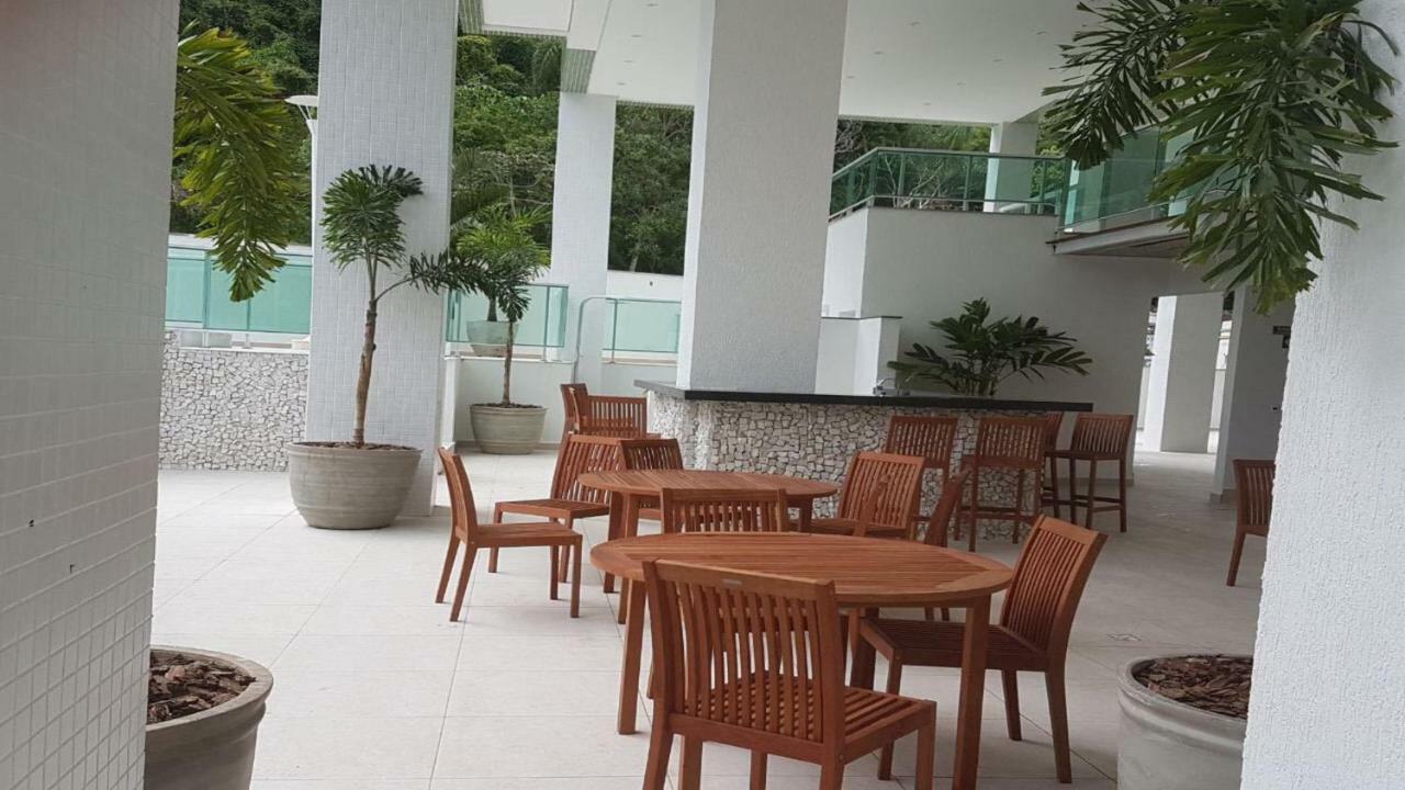Grande Apartamento Ubatuba